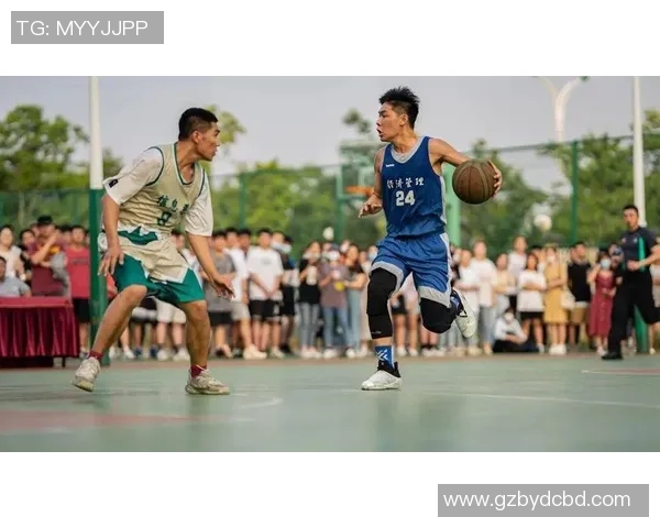 南京篮球队杯赛战术分析与表现评估全面解读